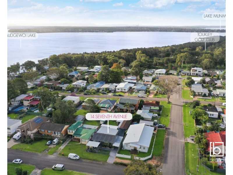14 Seventh Avenue, Toukley NSW 2263