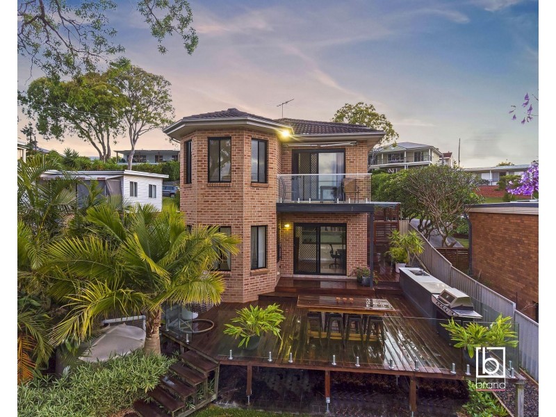 37 Kailua Avenue, Budgewoi NSW 2262