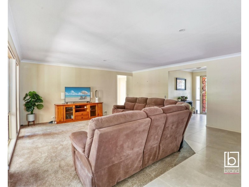 9 Arakoon Road, Woongarrah NSW 2259