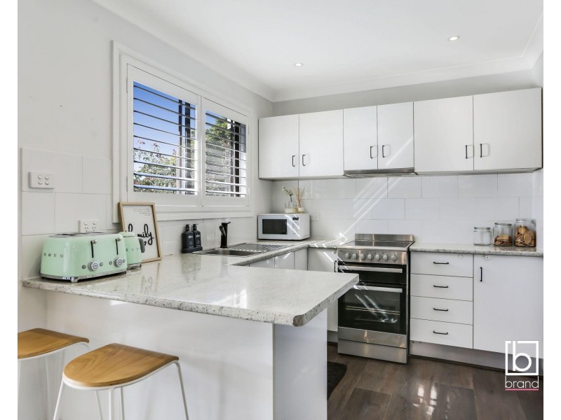 92 Winbin Crescent, Gwandalan NSW 2259