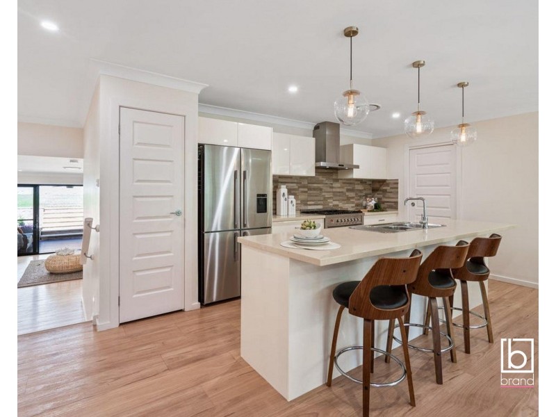 37 Cassinia Close, Lisarow NSW 2250
