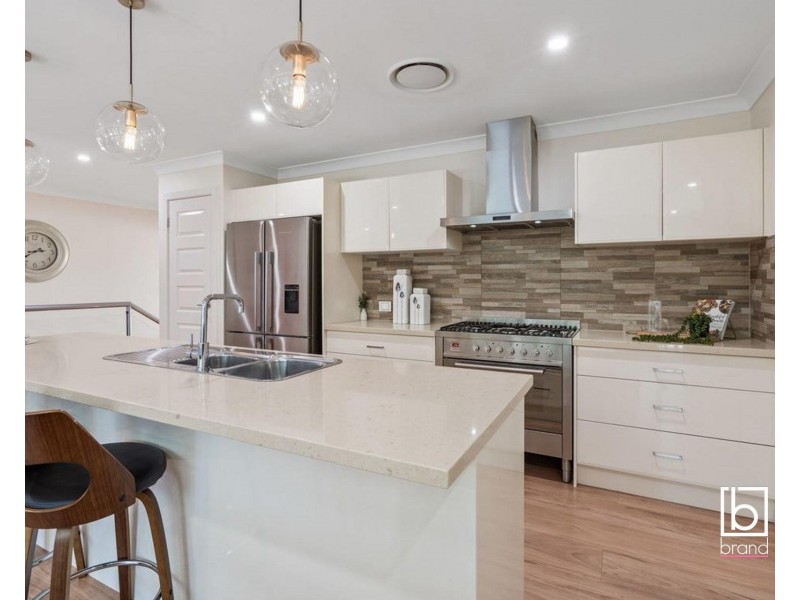37 Cassinia Close, Lisarow NSW 2250