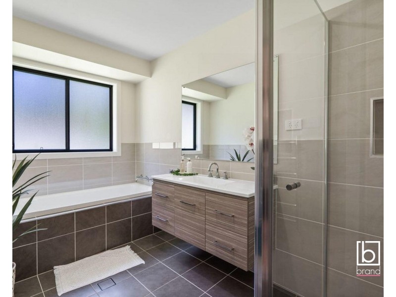 37 Cassinia Close, Lisarow NSW 2250