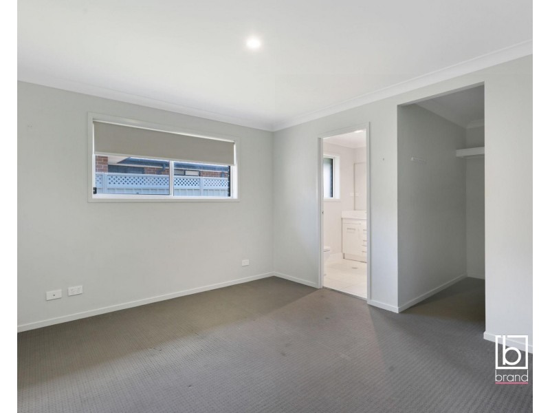 155 Johns Road, Wadalba NSW 2259