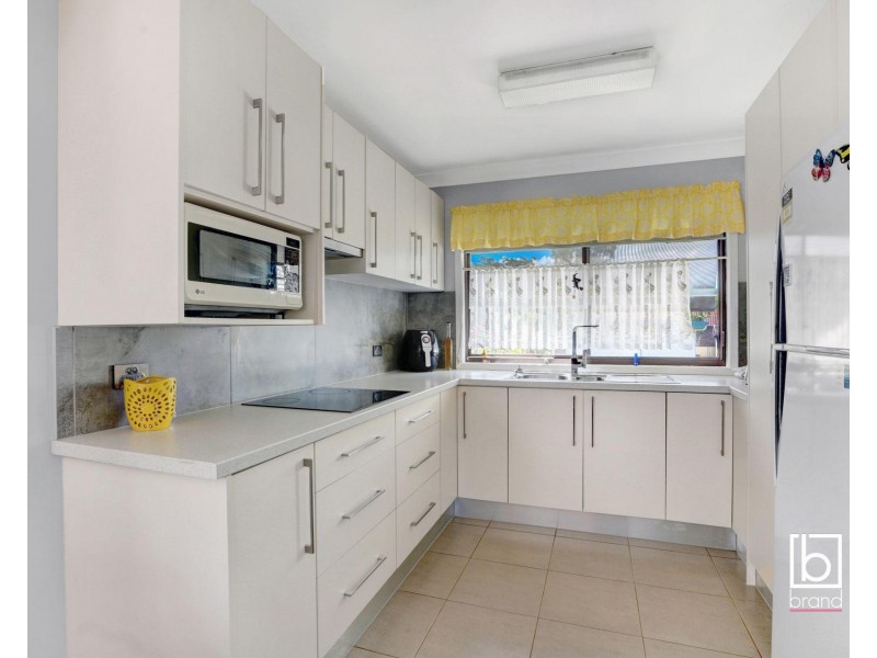 132 Cams Boulevard, Summerland Point NSW 2259