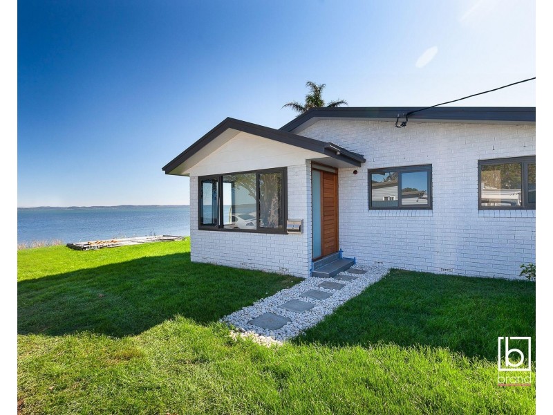 2 Cross Street, Toukley NSW 2263