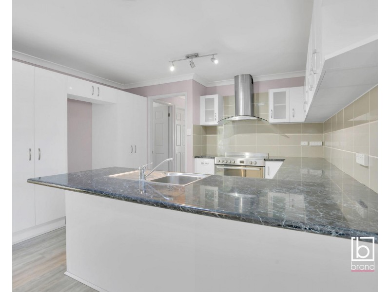 43 Timbara Crescent, Blue Haven NSW 2262