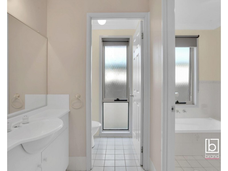 43 Timbara Crescent, Blue Haven NSW 2262