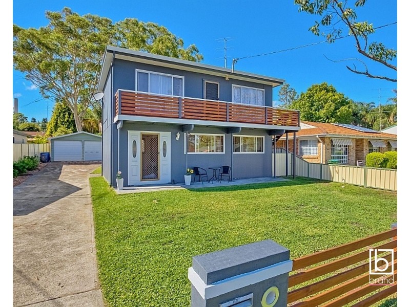 15 Spencer Road, Mannering Park NSW 2259