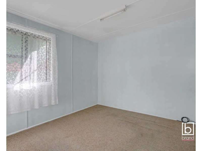 10 Hammond Road, Toukley NSW 2263