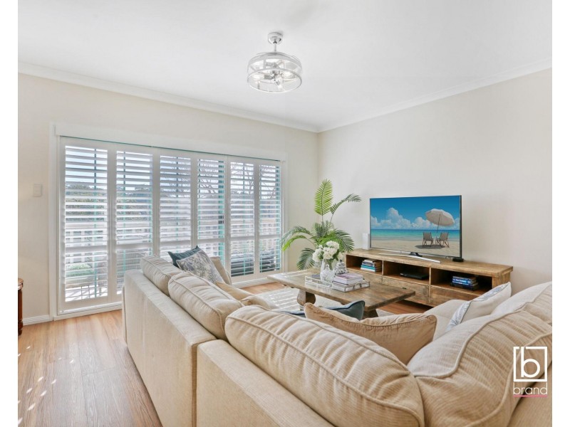 2/14 Sotherby Avenue, Terrigal NSW 2260