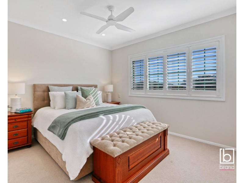 2/14 Sotherby Avenue, Terrigal NSW 2260