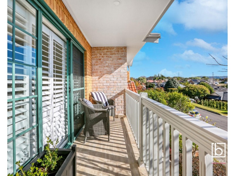 2/14 Sotherby Avenue, Terrigal NSW 2260