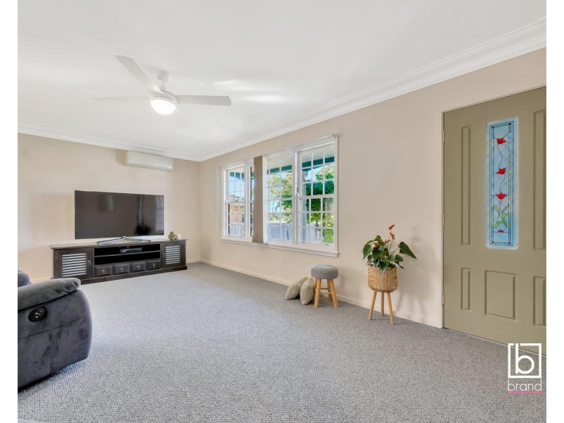 1 Brooke Avenue, Killarney Vale NSW 2261