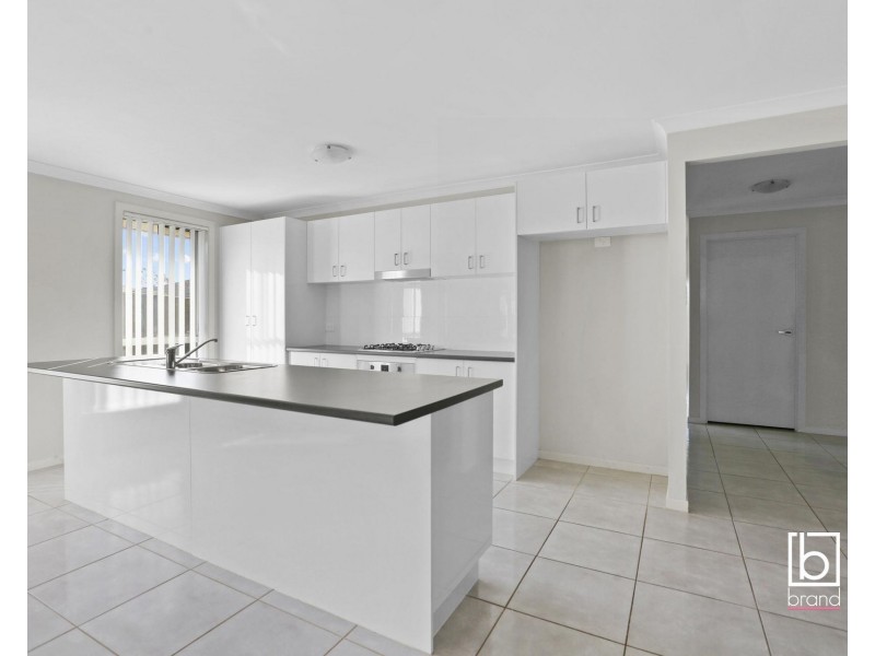 10 Mick Street, Wadalba NSW 2259