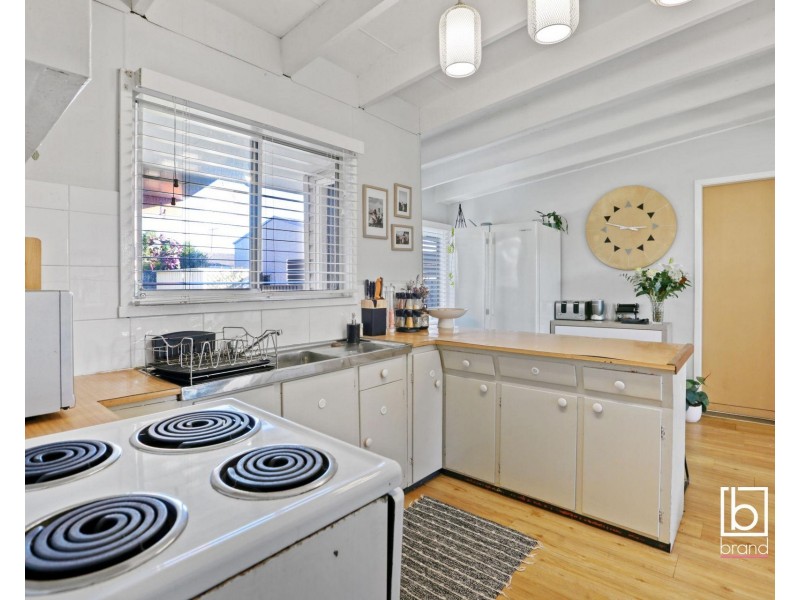 31 Crossingham Street, Canton Beach NSW 2263