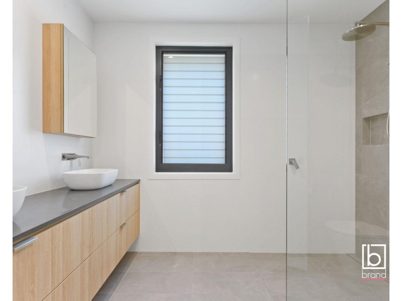1/6 Melbourne Street, East Gosford NSW 2250