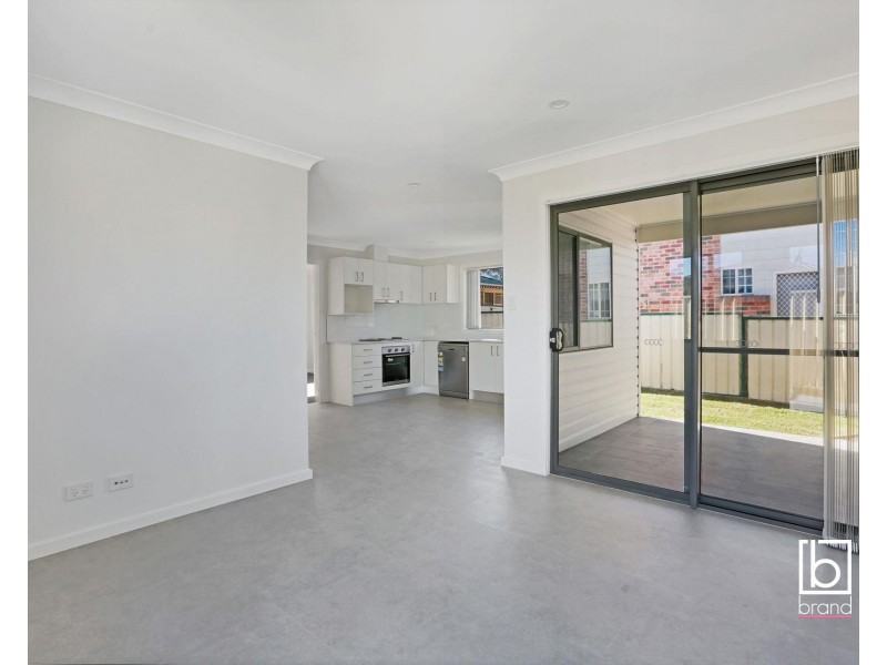 23a Holmes Avenue, Toukley NSW 2263