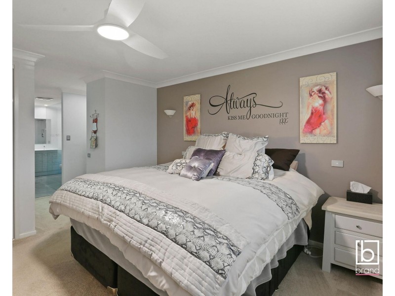 4 Mooball Road, Woongarrah NSW 2259