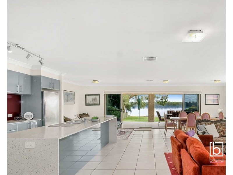 29 Kenilworth Street, Mannering Park NSW 2259