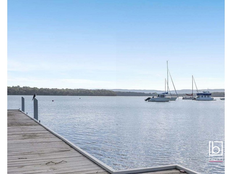 29 Kenilworth Street, Mannering Park NSW 2259