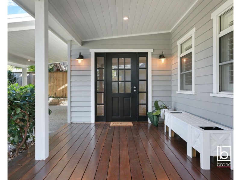 18 Poplars Avenue, Bateau Bay NSW 2261