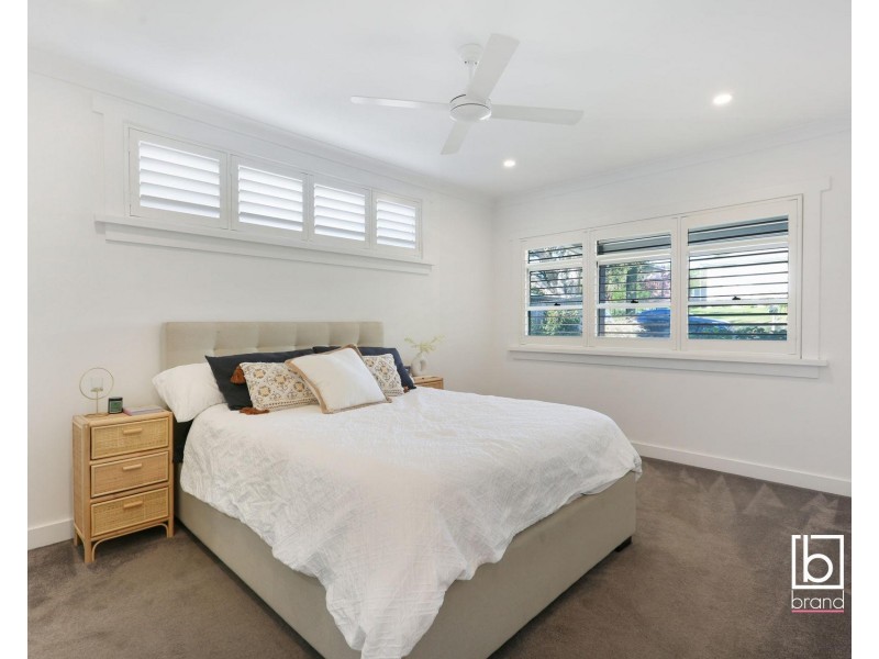 18 Poplars Avenue, Bateau Bay NSW 2261