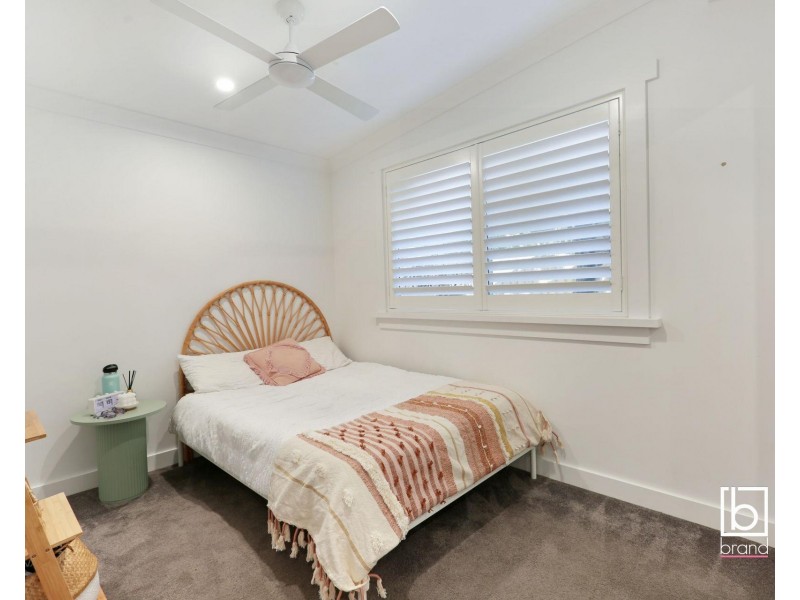 18 Poplars Avenue, Bateau Bay NSW 2261