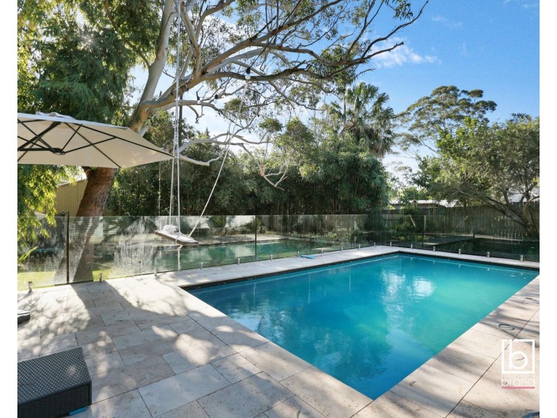 18 Poplars Avenue, Bateau Bay NSW 2261
