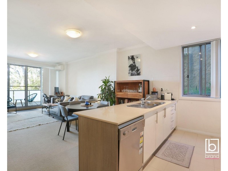 8/6 Hargraves Street, Gosford NSW 2250