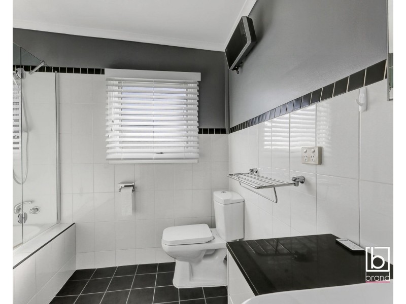 15 Clucas Avenue, Gorokan NSW 2263