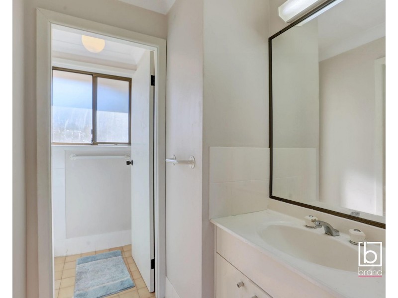 111 Emu Drive, San Remo NSW 2262