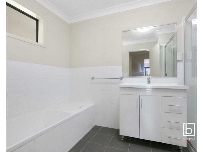 8/8 Stockton Street, Morisset NSW 2264