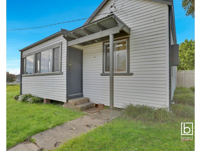 16 Oakland Avenue, The Entrance NSW 2261