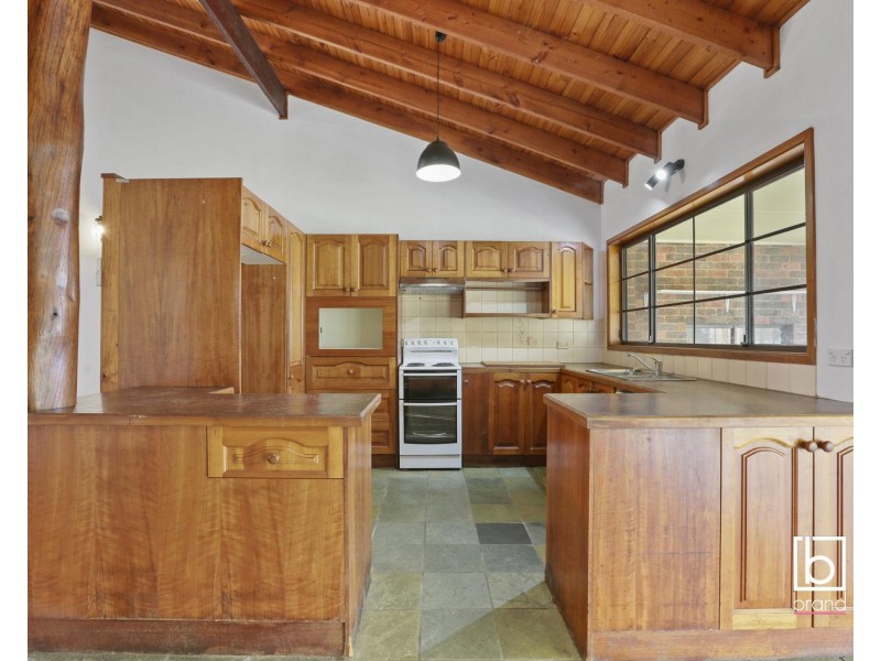 16 Liamena Avenue, San Remo NSW 2262