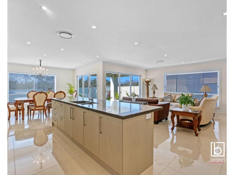 24 Middle Tree Close, Hamlyn Terrace NSW 2259