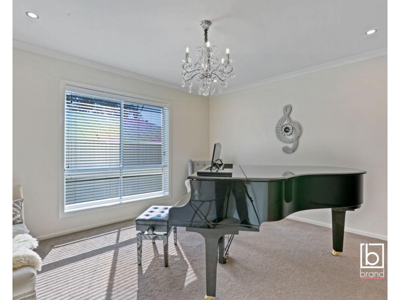 24 Middle Tree Close, Hamlyn Terrace NSW 2259
