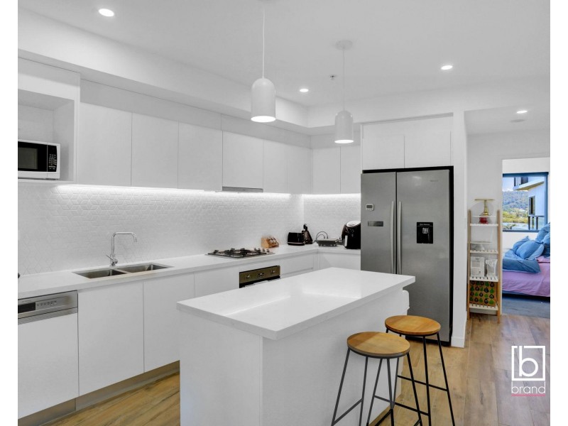 707/25 Mann Street, Gosford NSW 2250