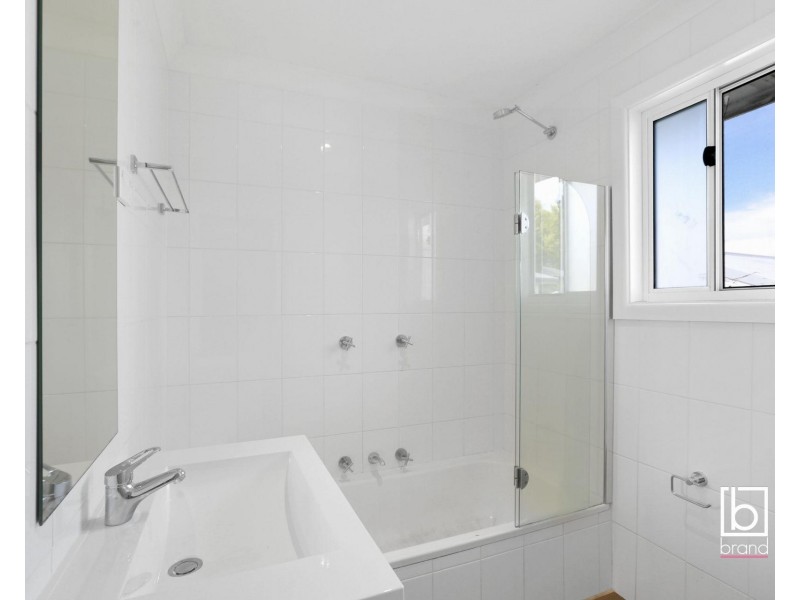 8 Farrar Road, Killarney Vale NSW 2261