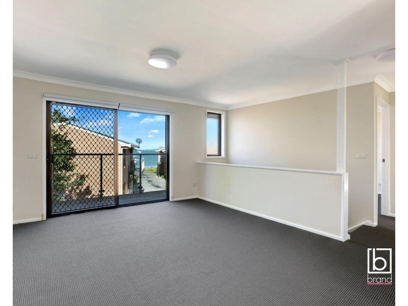1/10-12 Wallarah Road, Gorokan NSW 2263