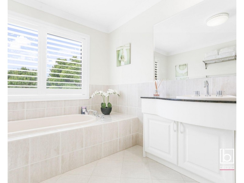 24 Watergum Road, Woongarrah NSW 2259