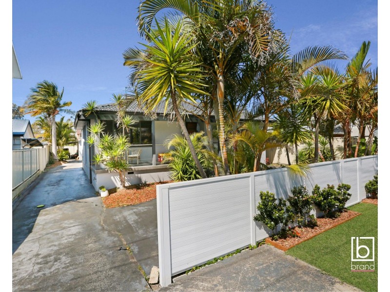 2 Crosby Crescent, Killarney Vale NSW 2261