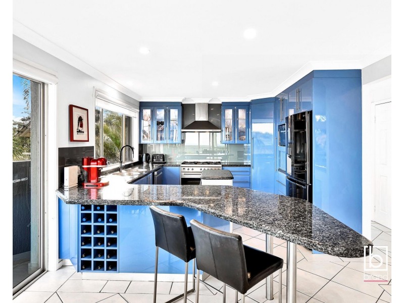 24 Table Top Road, North Avoca NSW 2260