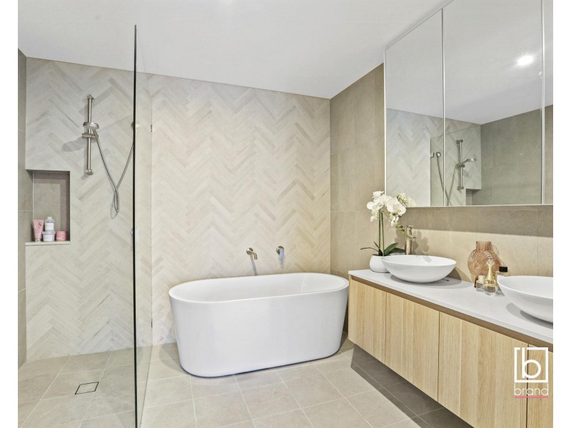 202/8 Duke Street, Point Frederick NSW 2250