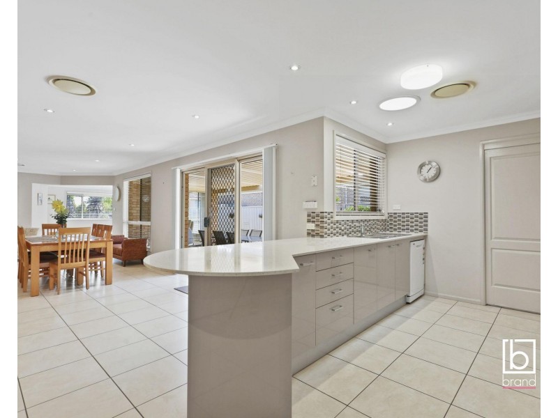 23 Piper Drive, Hamlyn Terrace NSW 2259