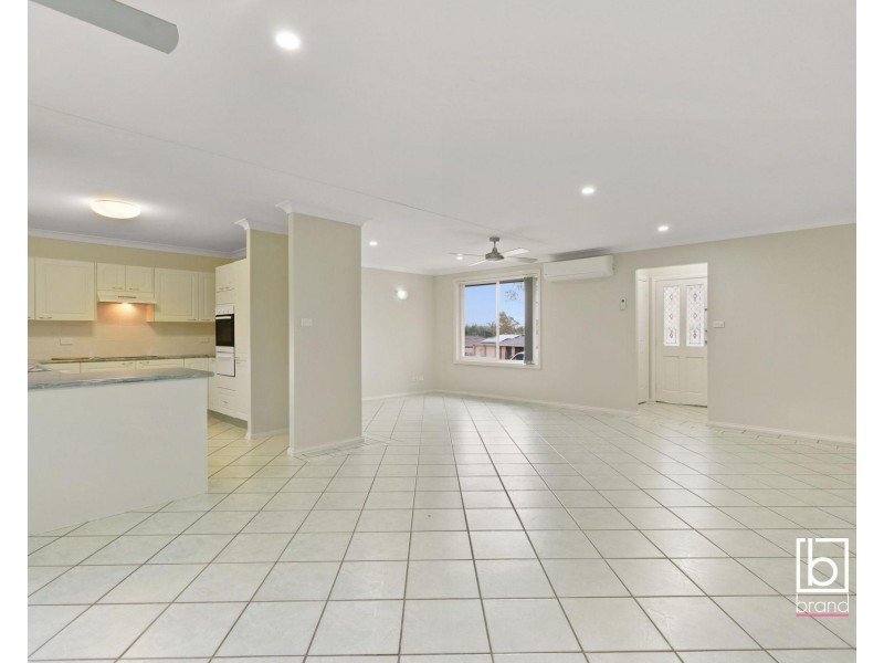 2 Brittania Drive, Watanobbi NSW 2259