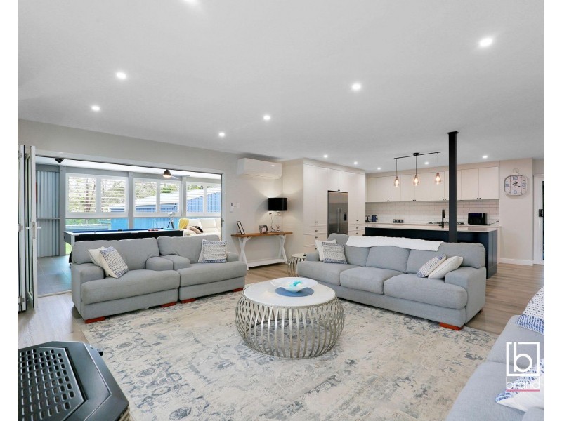 207 Freemans Drive, Morisset NSW 2264