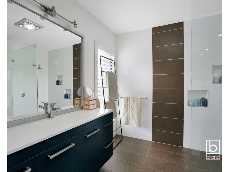 207 Freemans Drive, Morisset NSW 2264