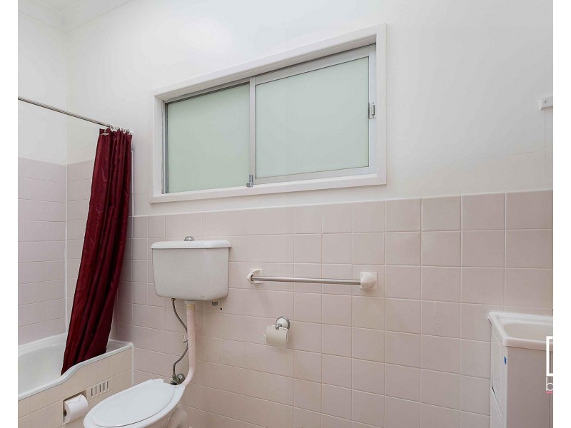 74 Barker Avenue, San Remo NSW 2262