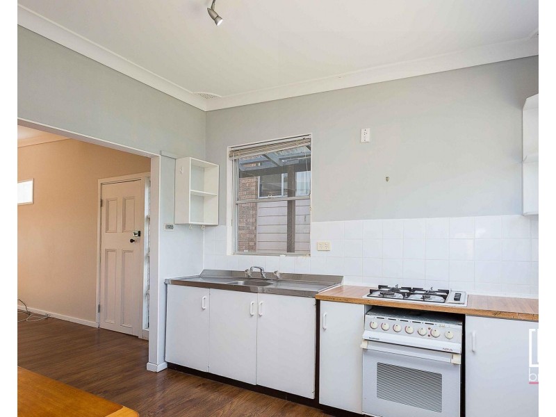 74 Barker Avenue, San Remo NSW 2262